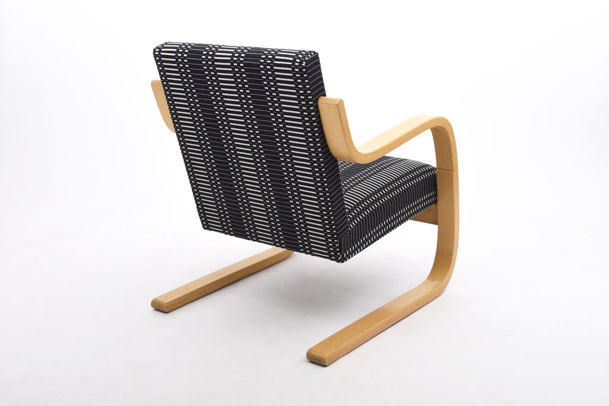 Aalto Alvar armchiar 402 JG fabric back