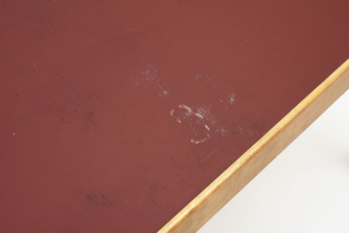 Tapiovaara-Ilmari-Sofa-Table-Red-Lino_detail2