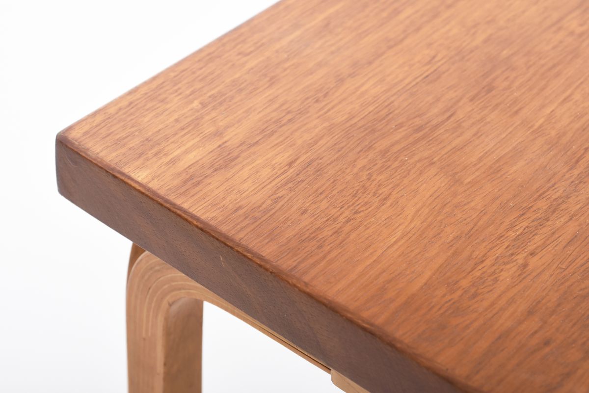 Aalto Alvar Y legged side table 02