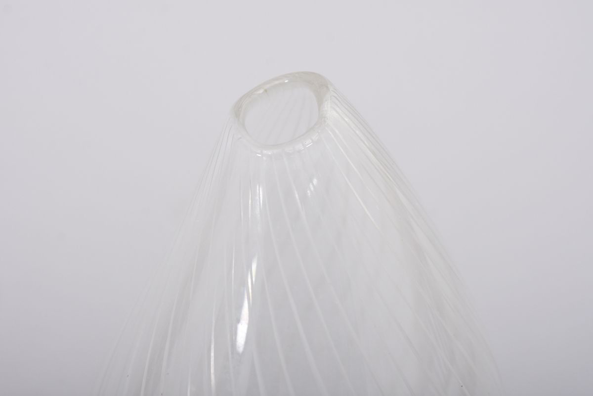 Wirkkala Tapio Glass line cut small vase 01