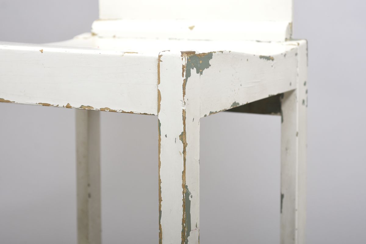 Patinated side chair 08