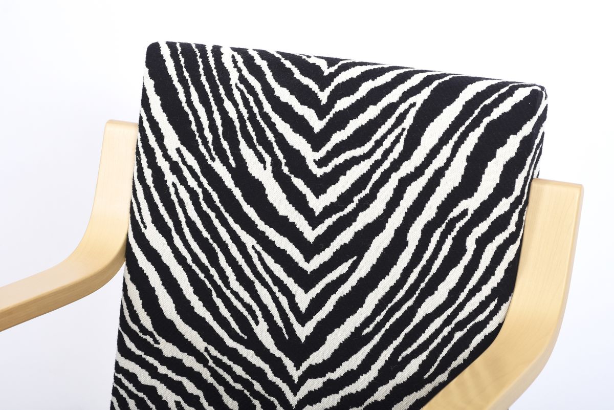 Aalto Alvar Armchair 402 zebra 2005 01