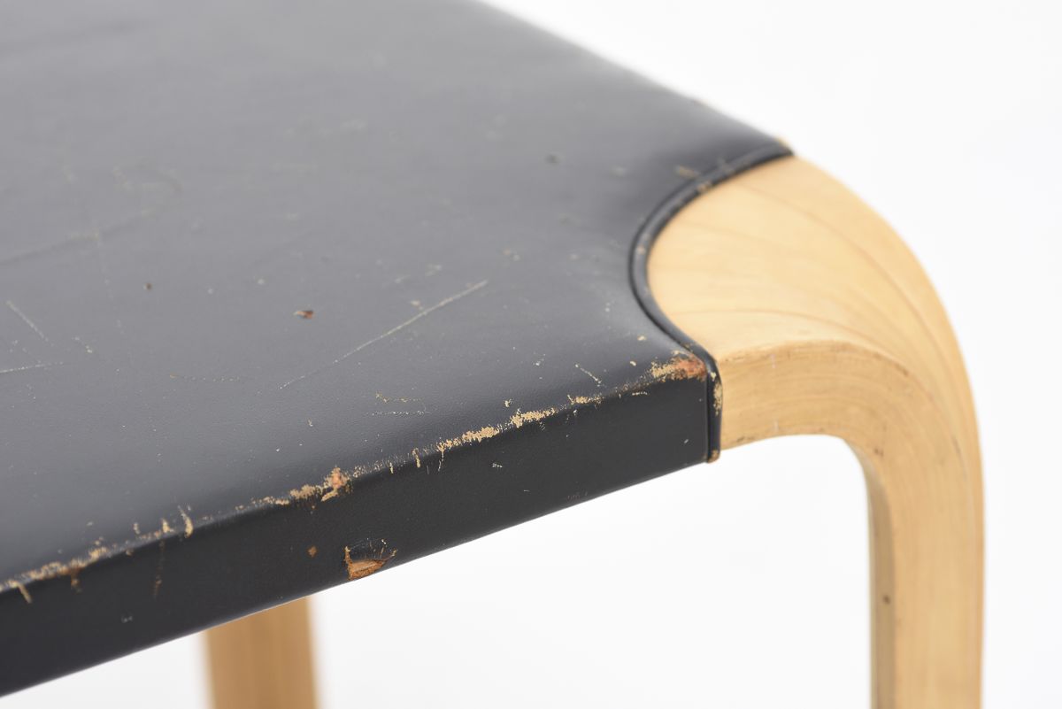 Aalto Alvar X601 black leather 03