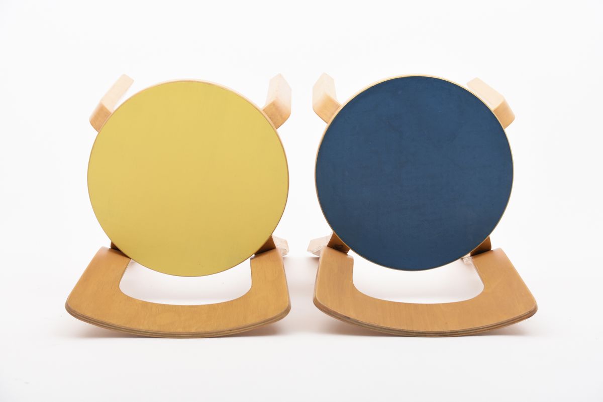 Aalto Alvar Chair 65 bule and yellow lino top
