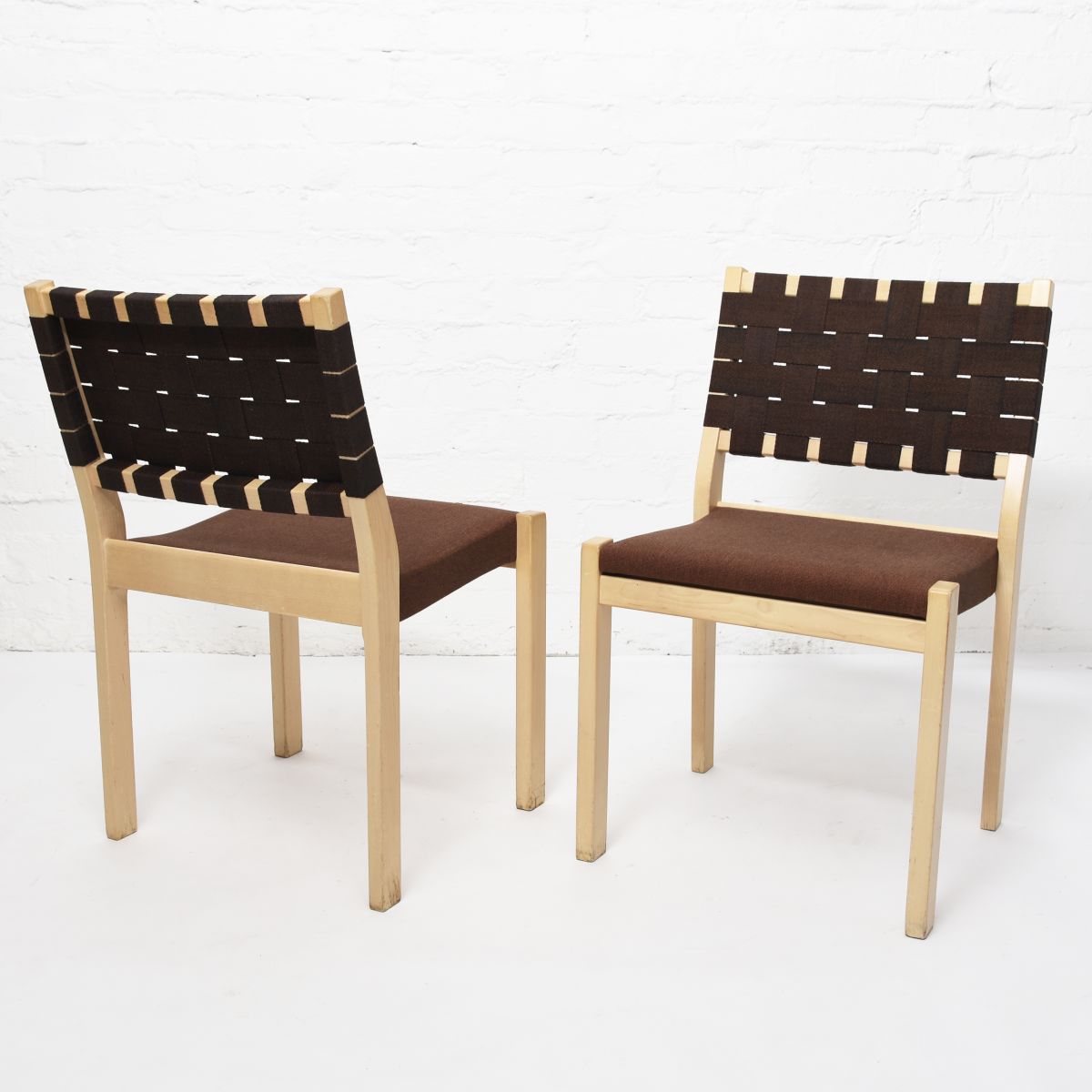 Aalto Alvar Chair611 Terracotta