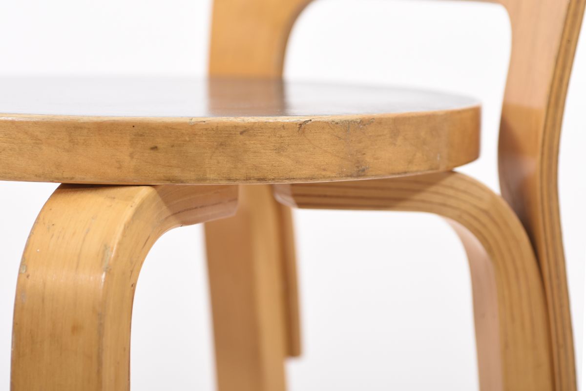 Aatlo Alvar Chair K65 dark blue linoleum 05