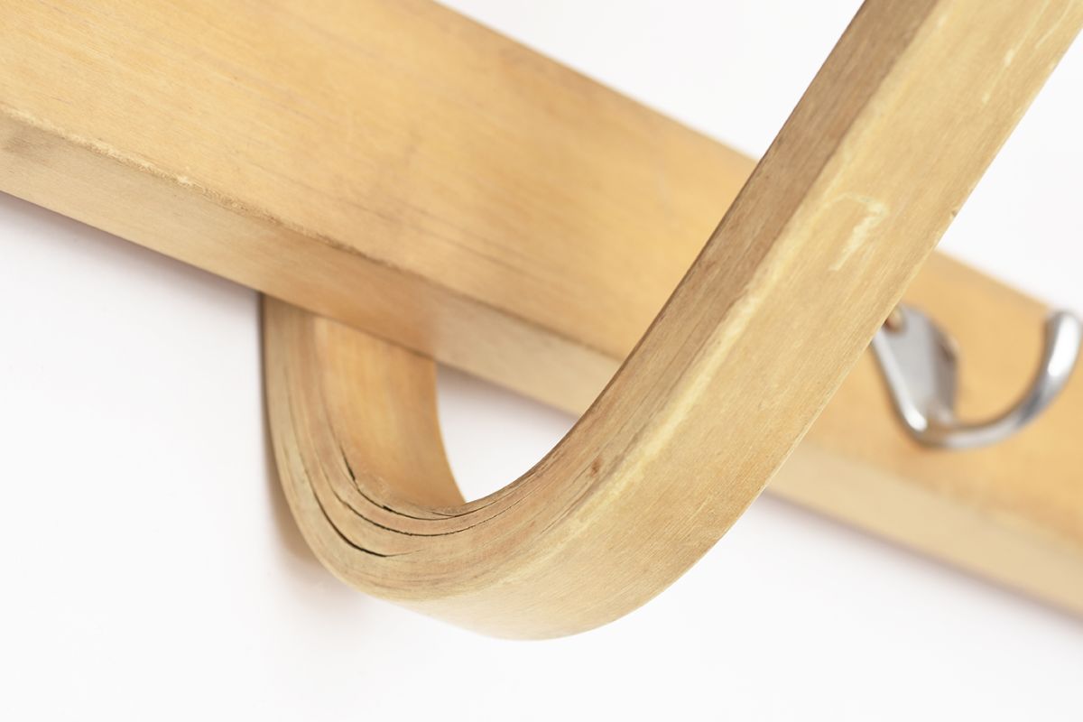 Aalto-Alvar-Coat-Rack-150cm-Long_detail7