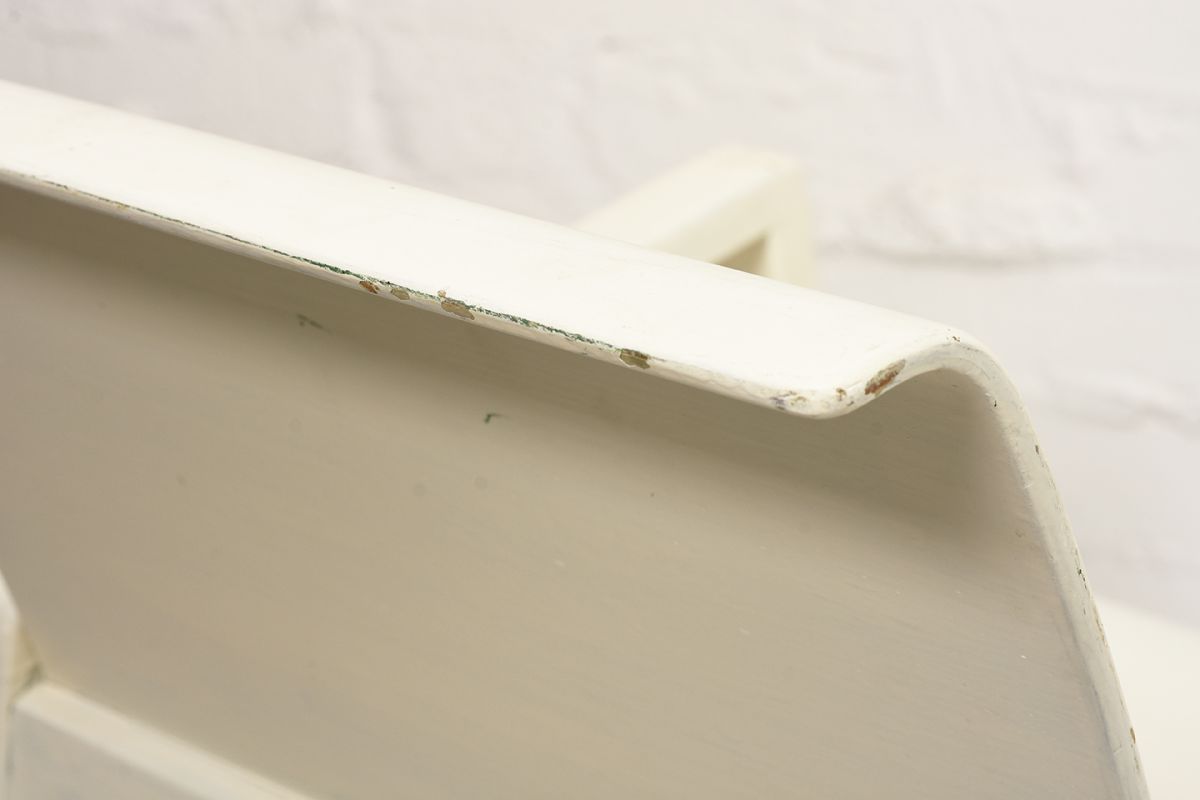 Aalto-Alvar-Hallway-Chair-White_detail4