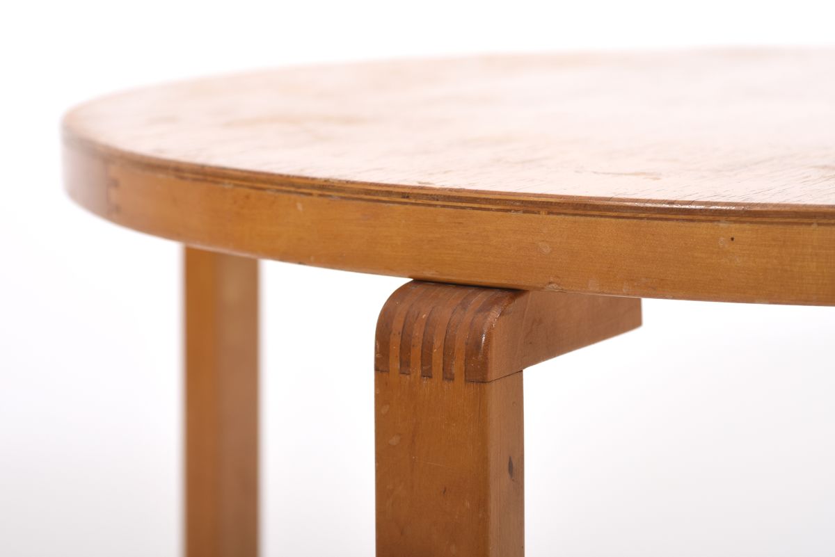 Aalto Alvar War leg coffee table 04