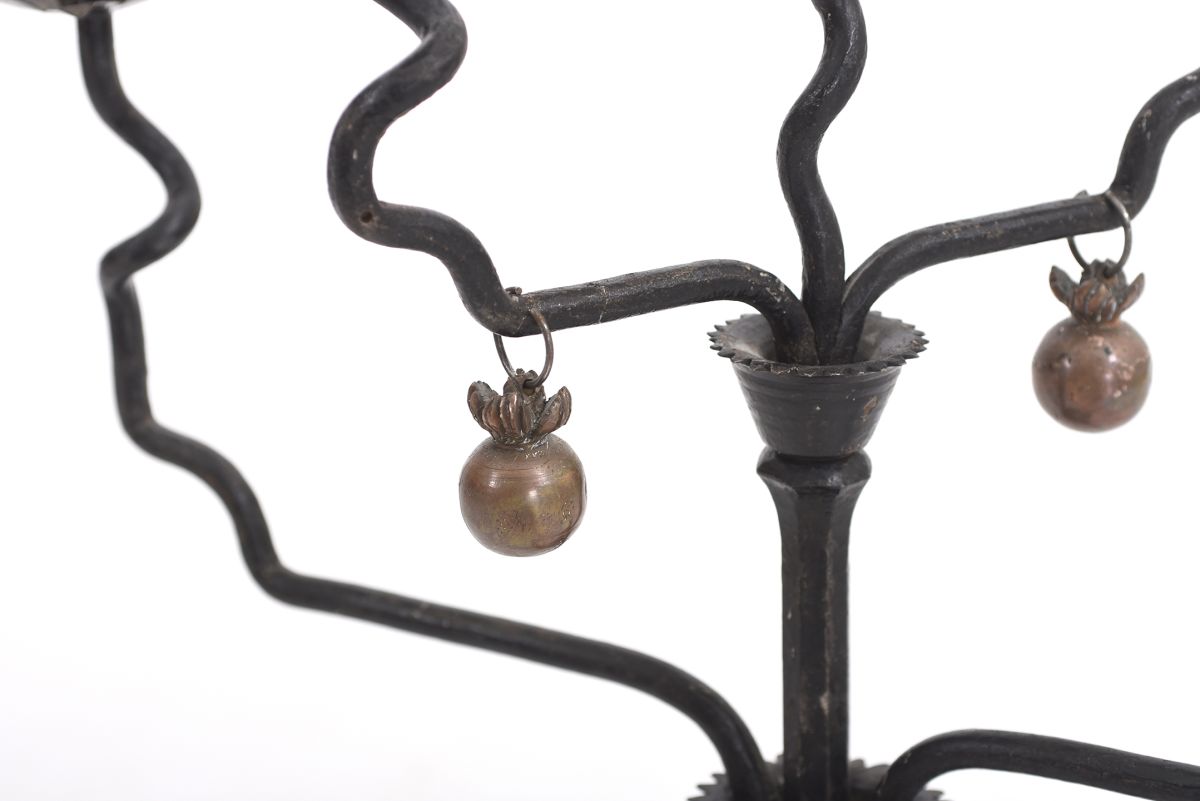 Anonymous Candle holder rotate steel 02