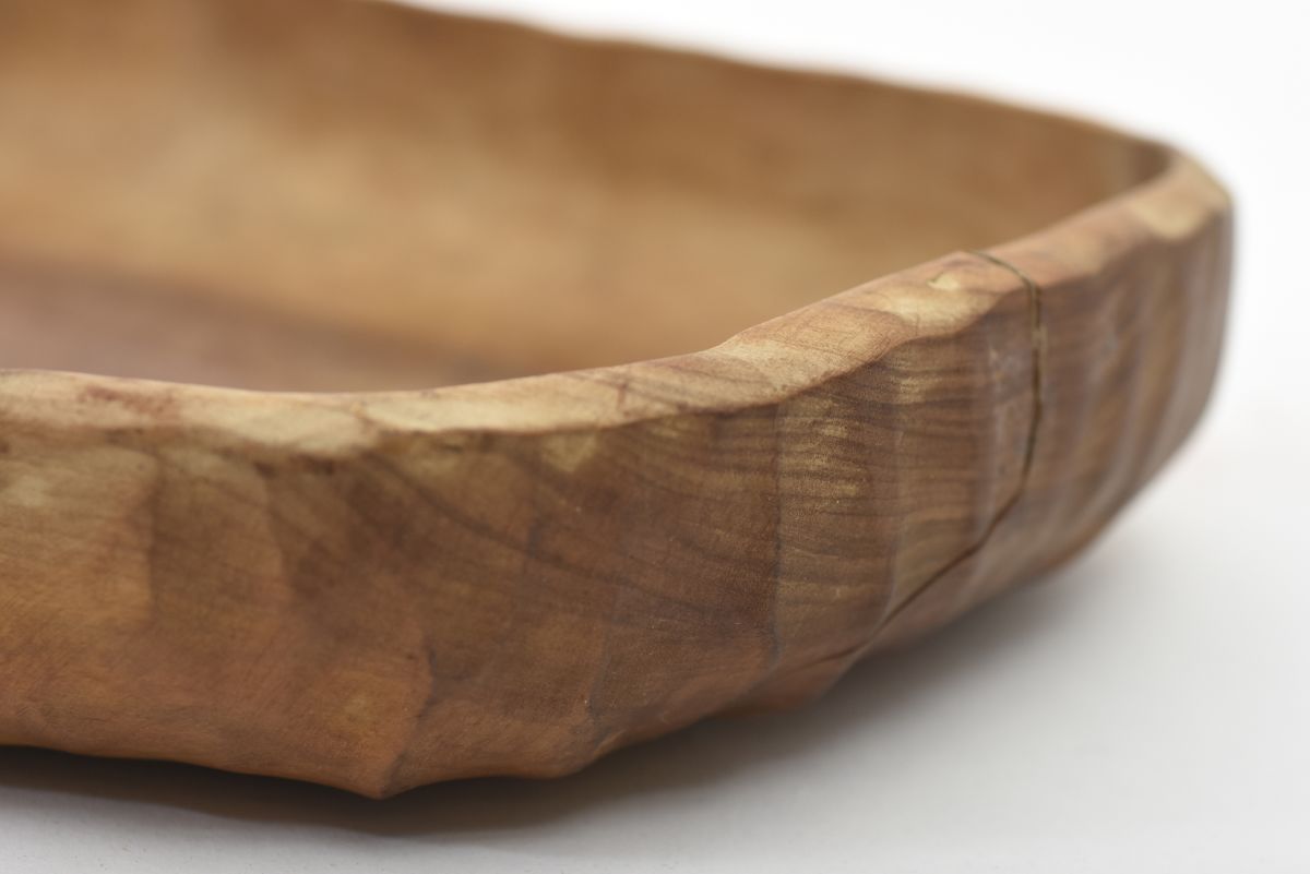 Anonymous Curved wood plate 03