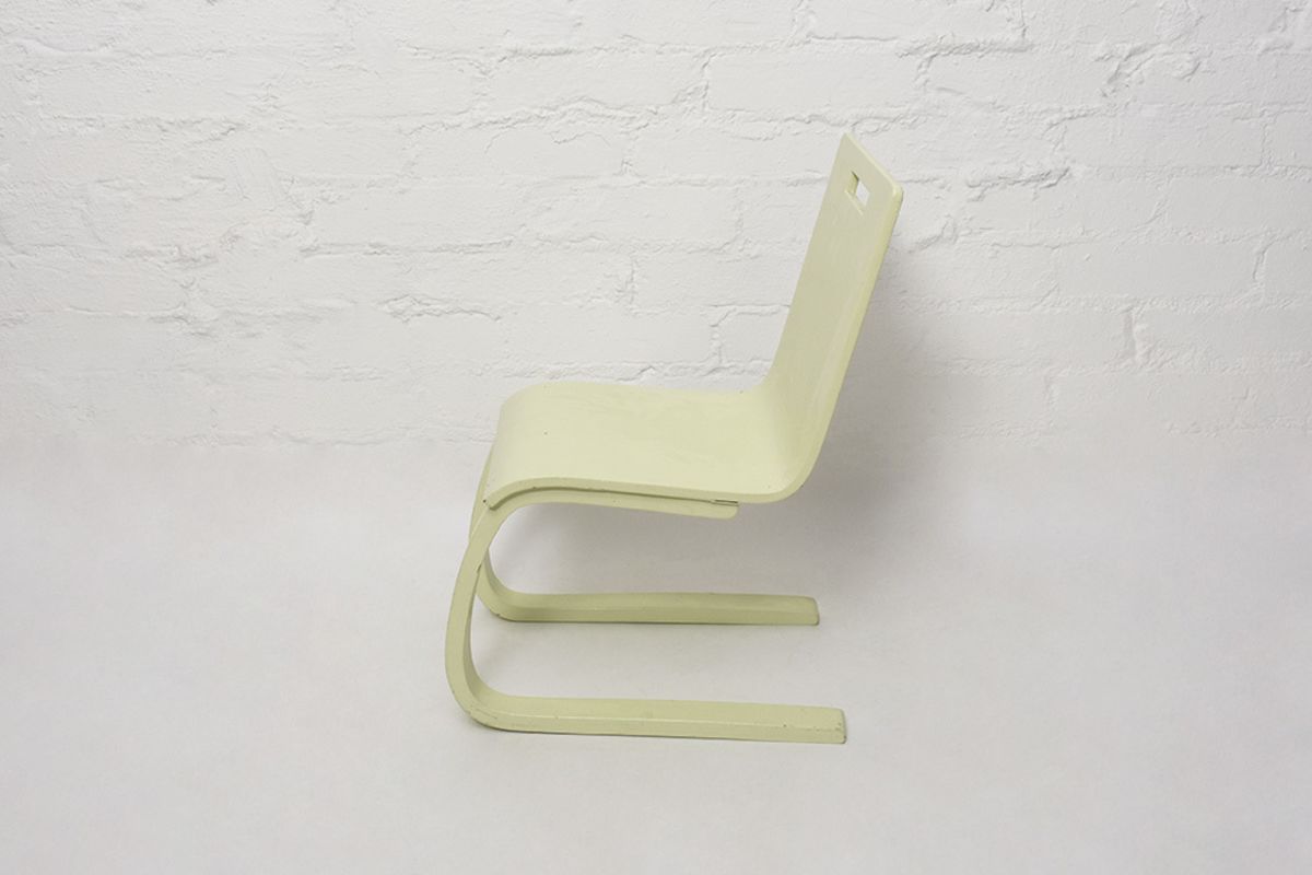 Aalto Children Chair 103 details2