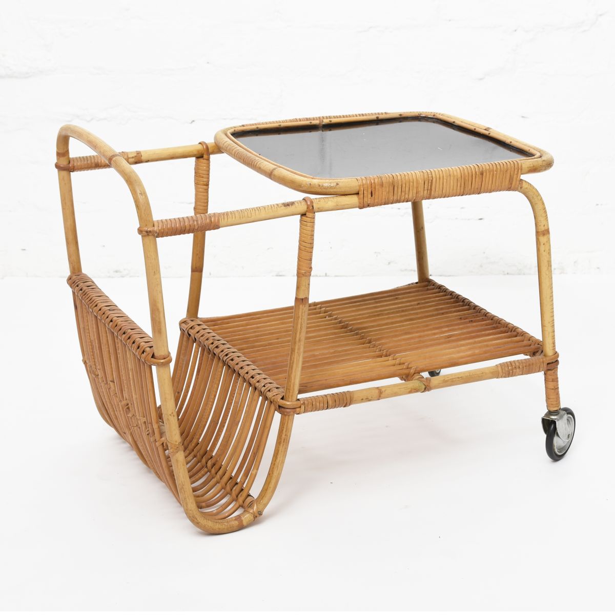 Anonymous rattan trolley