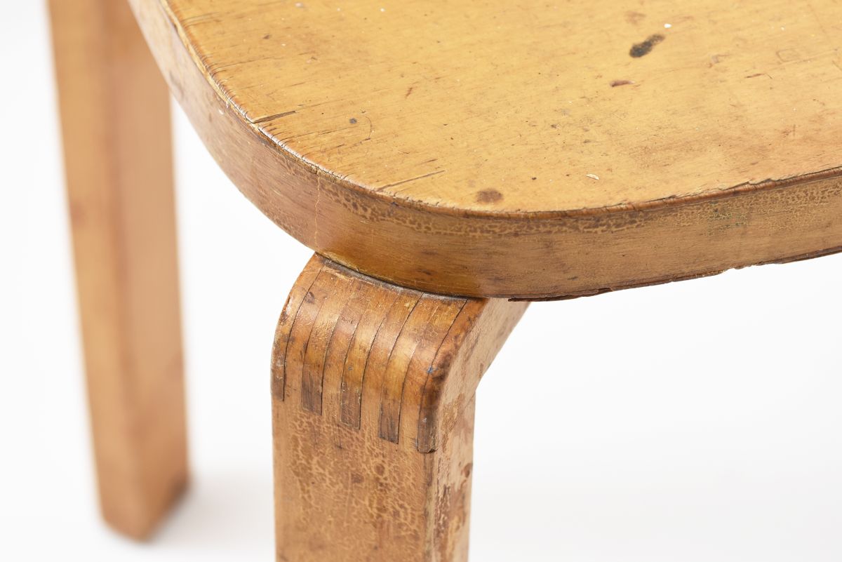 Aalto Alvar chair 65 war leg 03