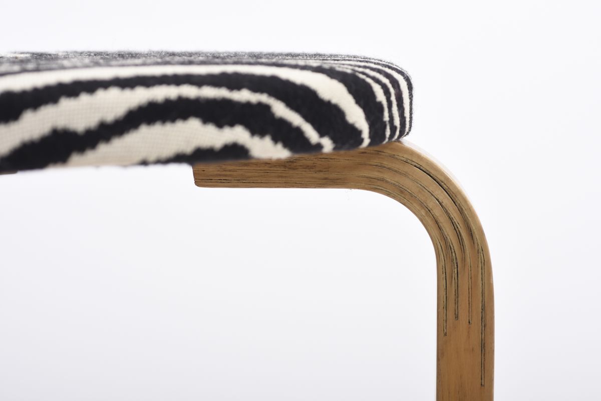 Aalto Alvar Stool 60 Zebra 4 slits 02