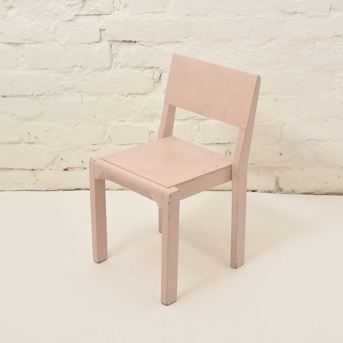 Kids-Chair-Wood-Pink