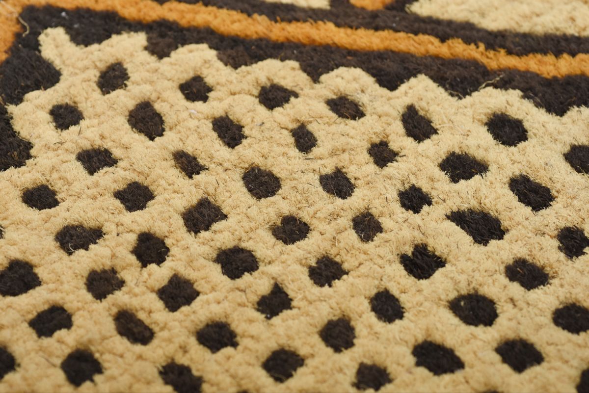 Anonymous small rug artek 01