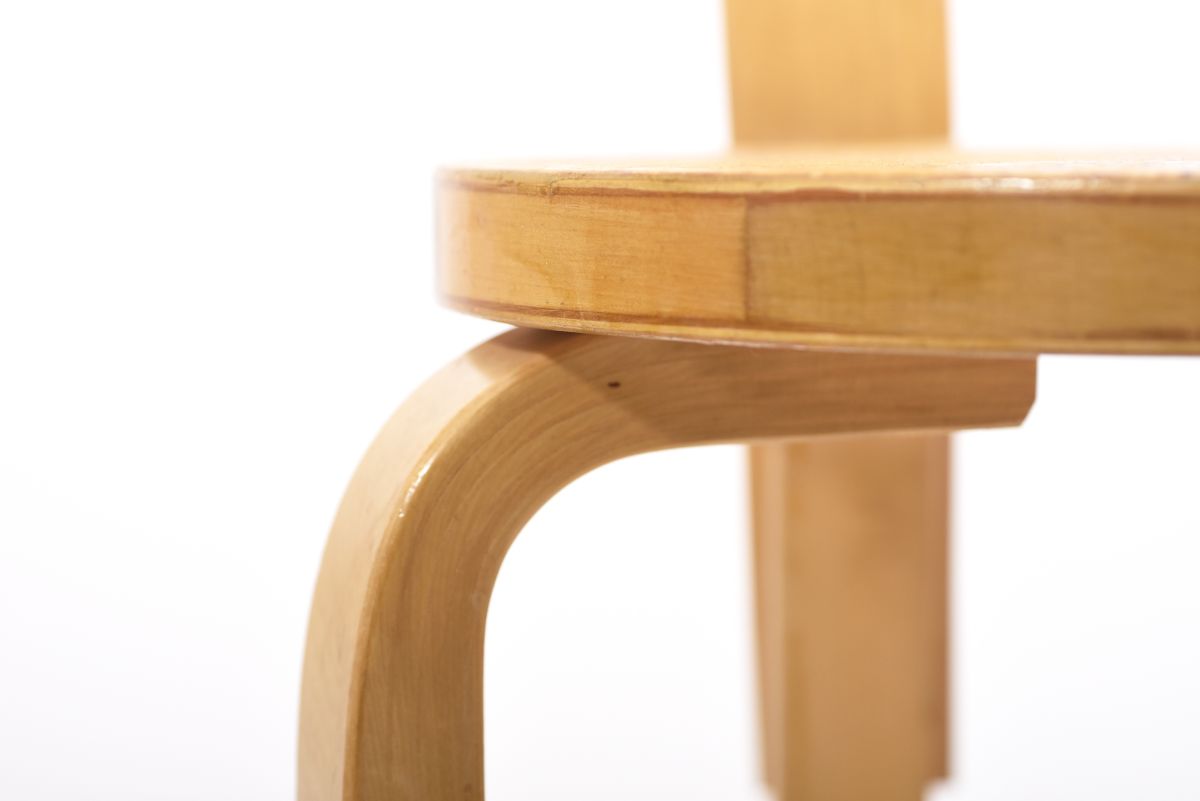 Aalto Alvar chair 65 curly birch seat 07