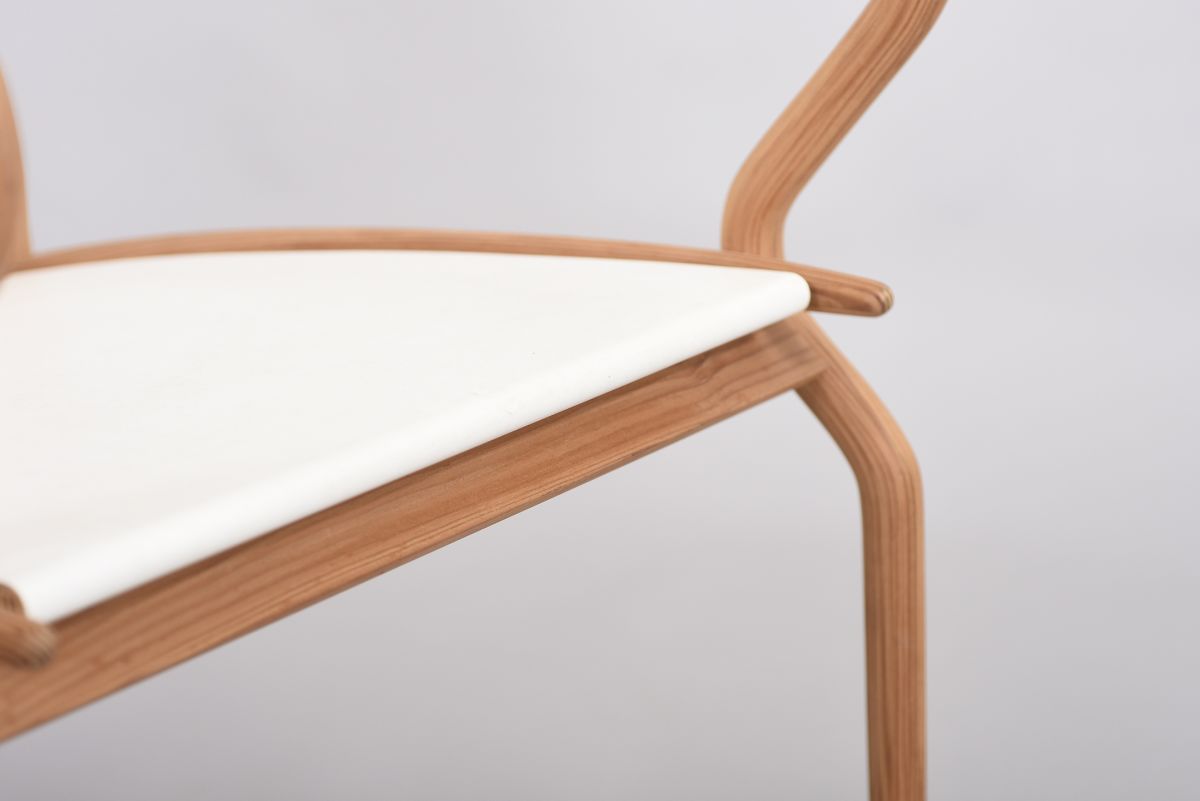 Anonymous curvey armchair 06
