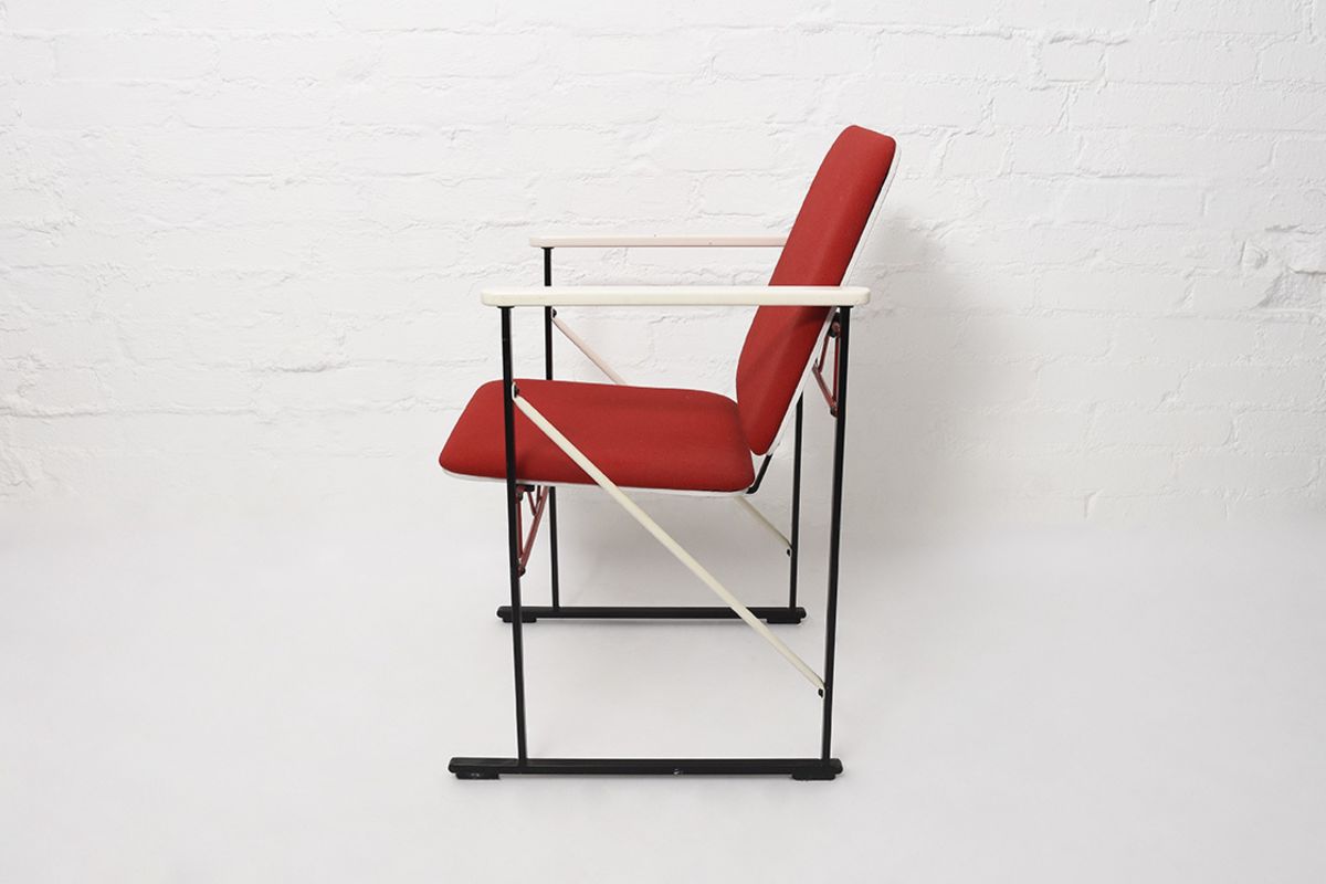 Kukkapuro Armchairs A502 details2