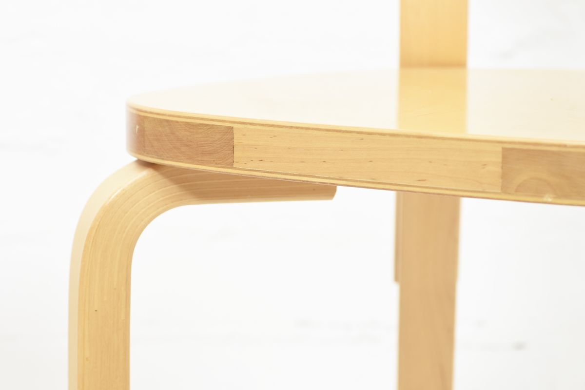 Aalto-Alvar-Chair69-Birch_detail5