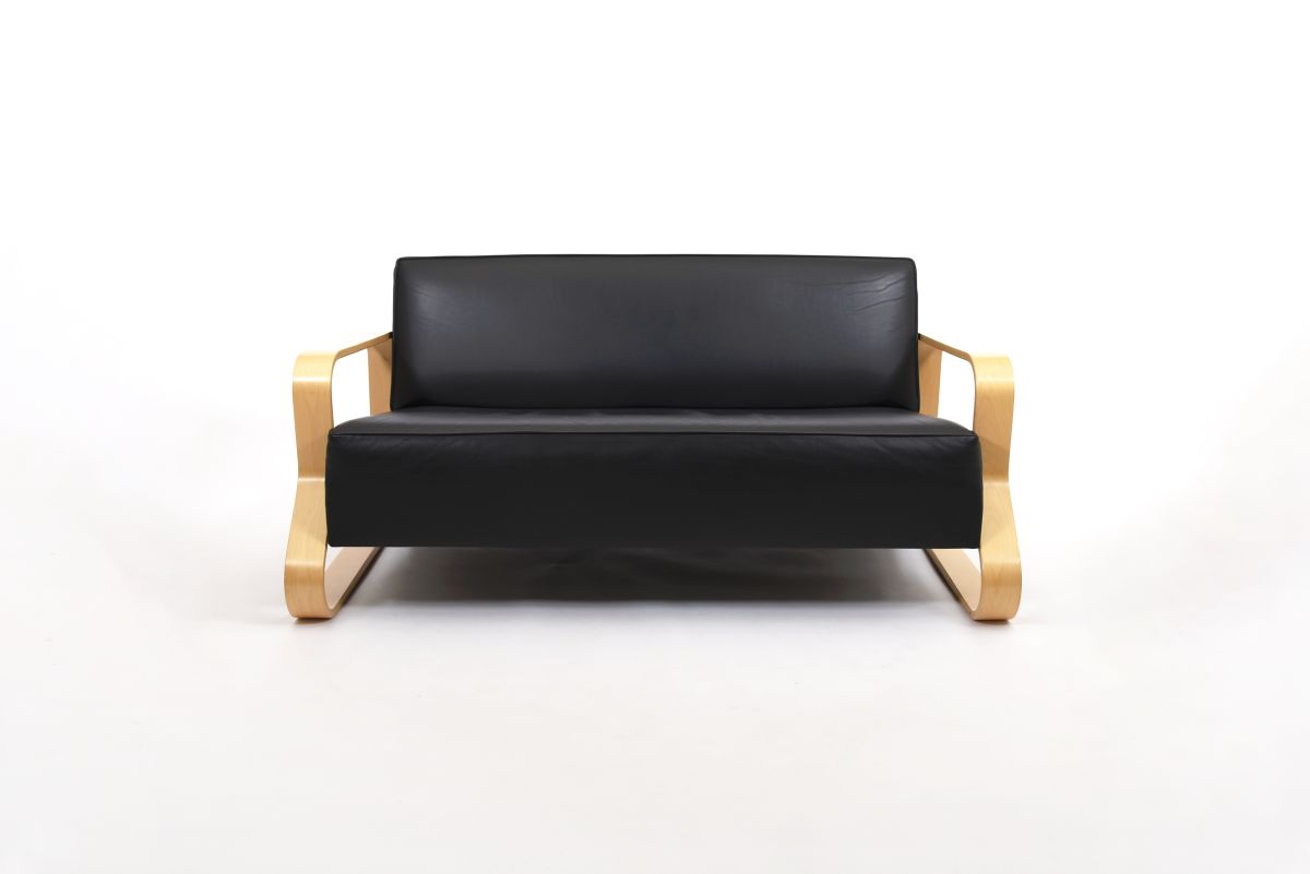 Aalto Alvar sofa 544 black sheep leather