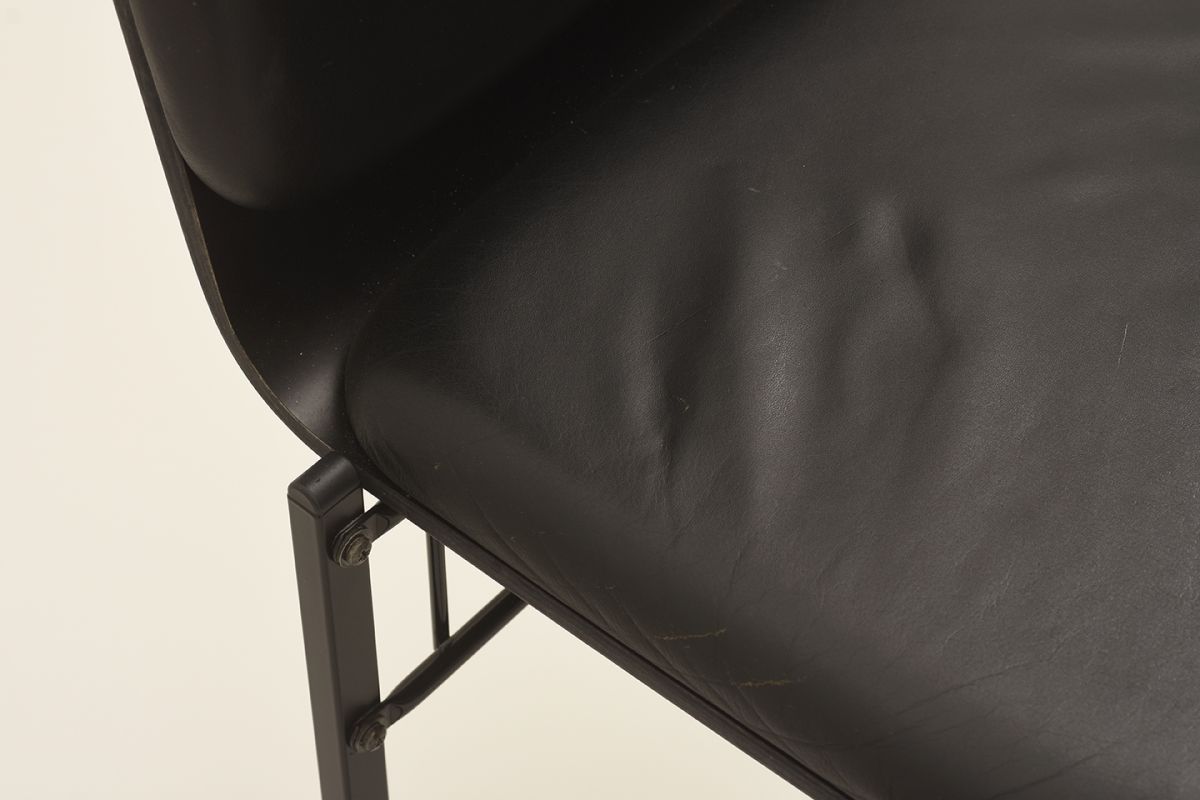 Kukkapuro-Yrjö-Side-Chair-500a-black_detail3