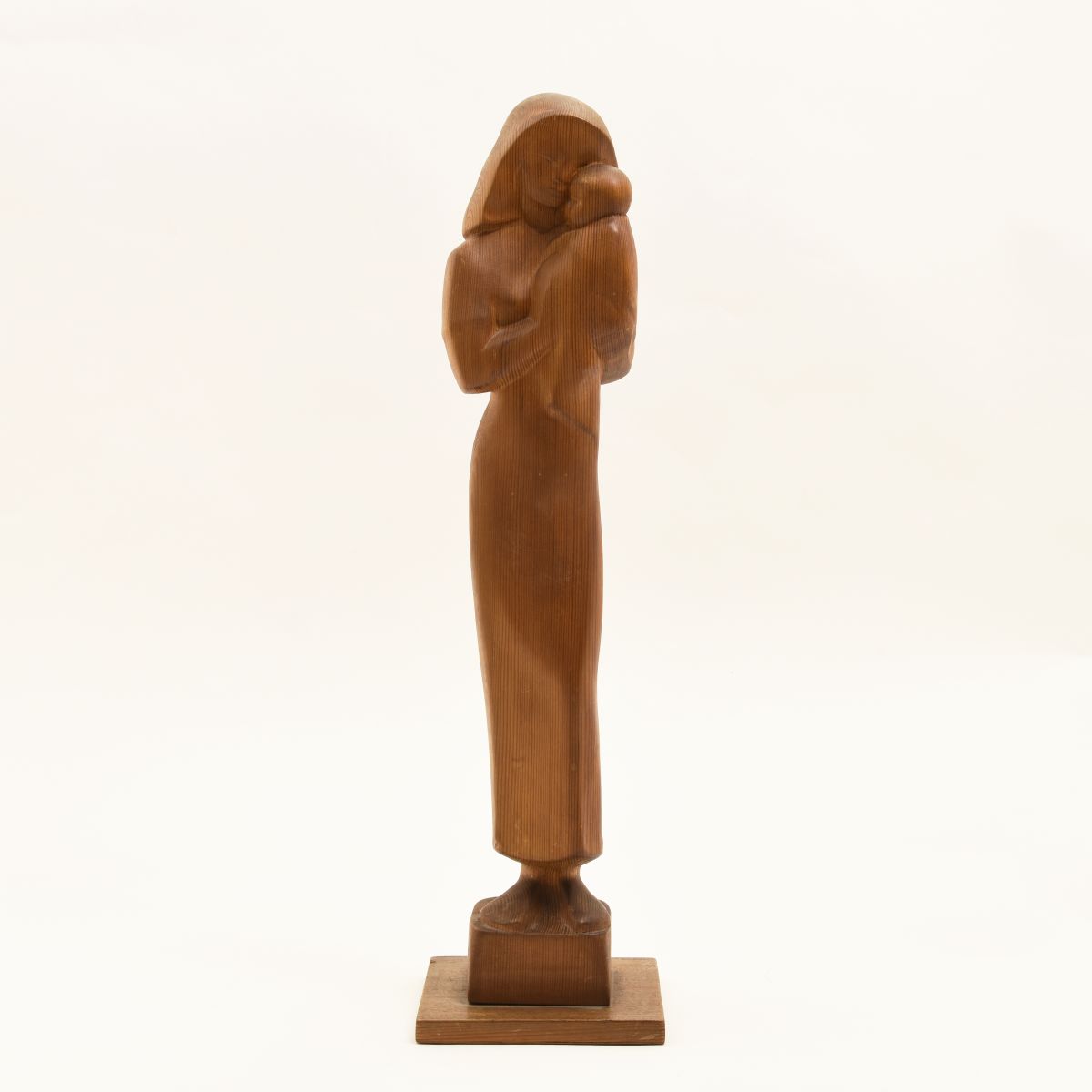 Wooden-Sculpture-Mother-and-Child