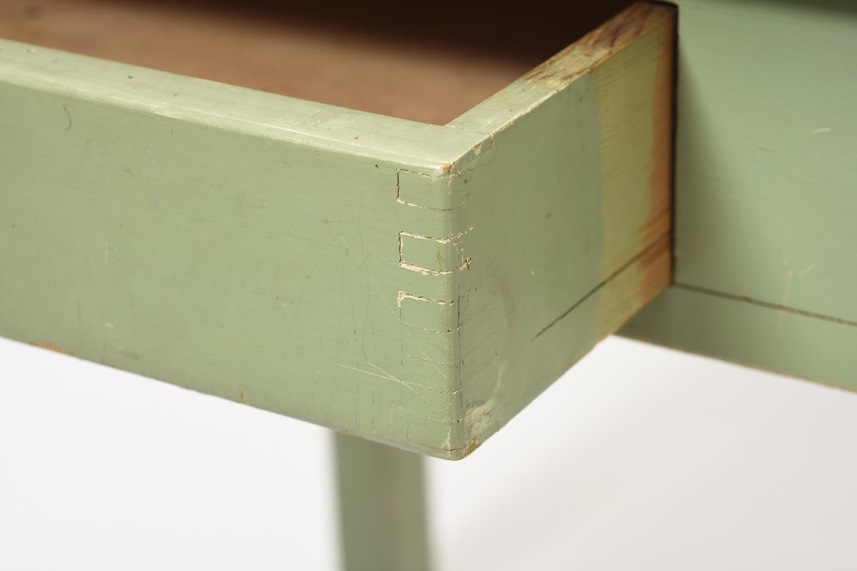 Toivonen-Eevert-Kids-Table-Green_detail9