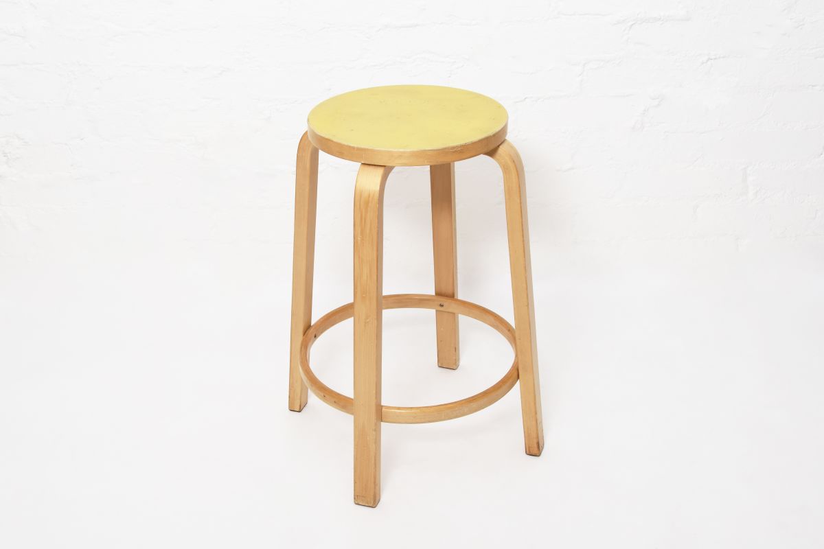 Aalto Bar Stool64 Yellow Lino