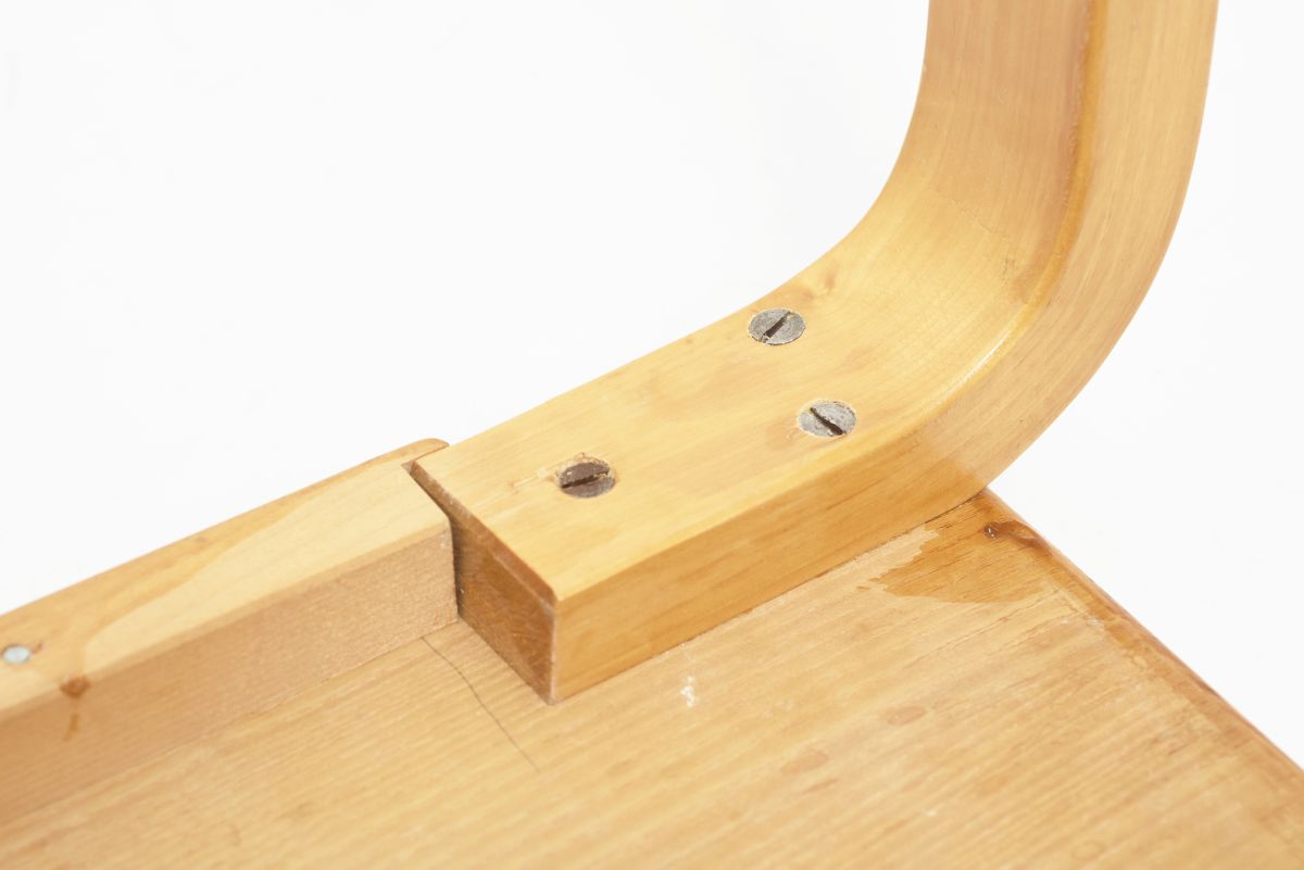 Aalto Alvar side table saarni top 05