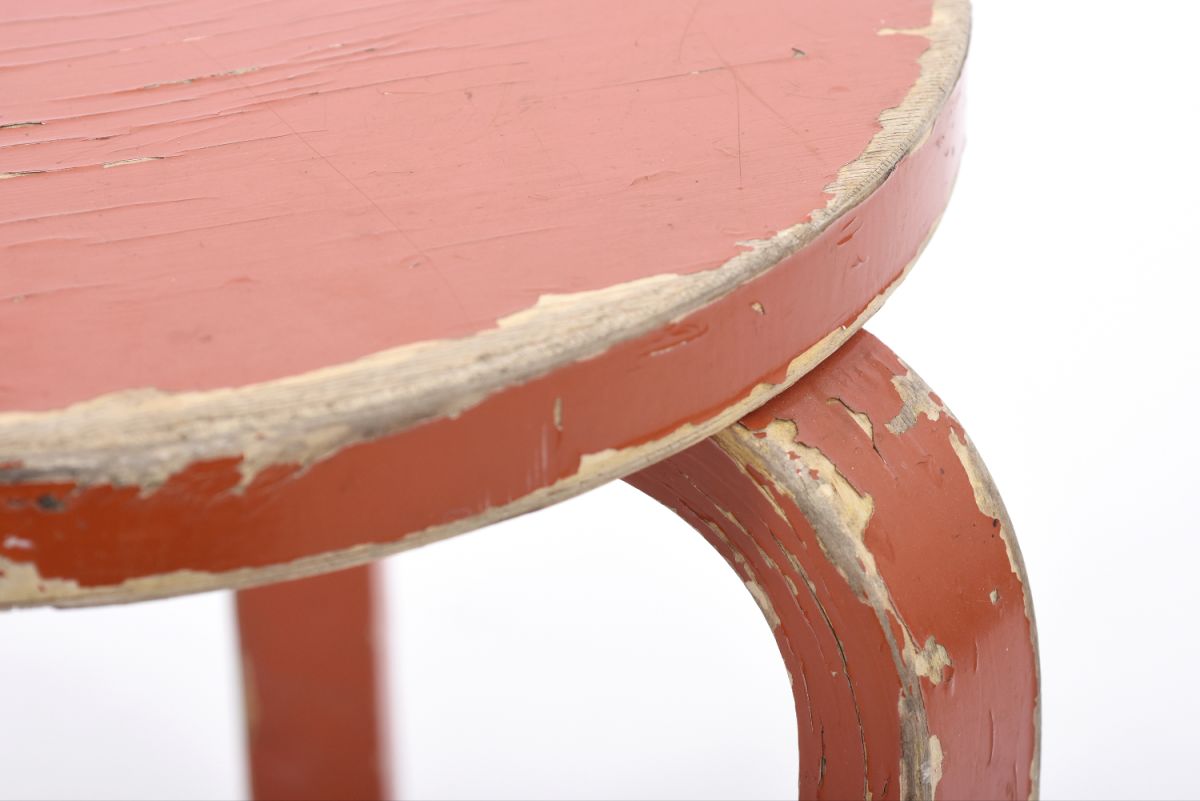 Aalto Alvar Stool 60 red painted 01