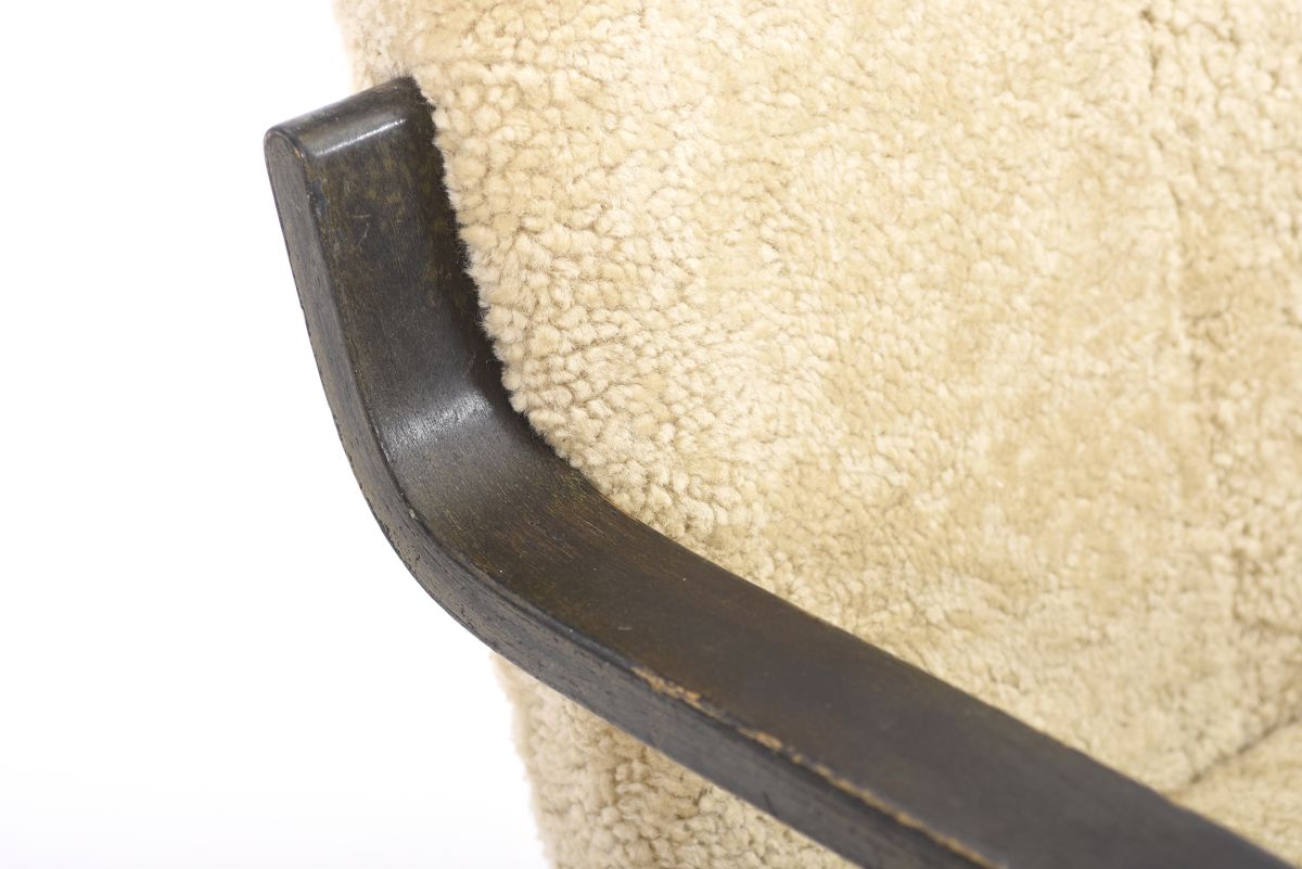 Aalto Alvar Armchair 402 browun x sheepskin 02