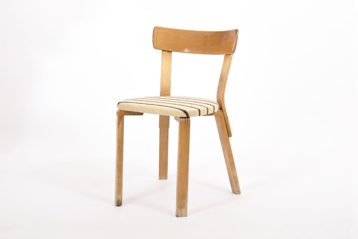 Aalo Alvar chair 69 war leg