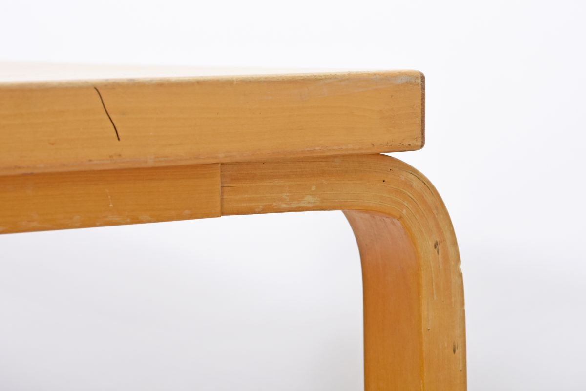 Aalto Alvar bone white lino Table 1940 07