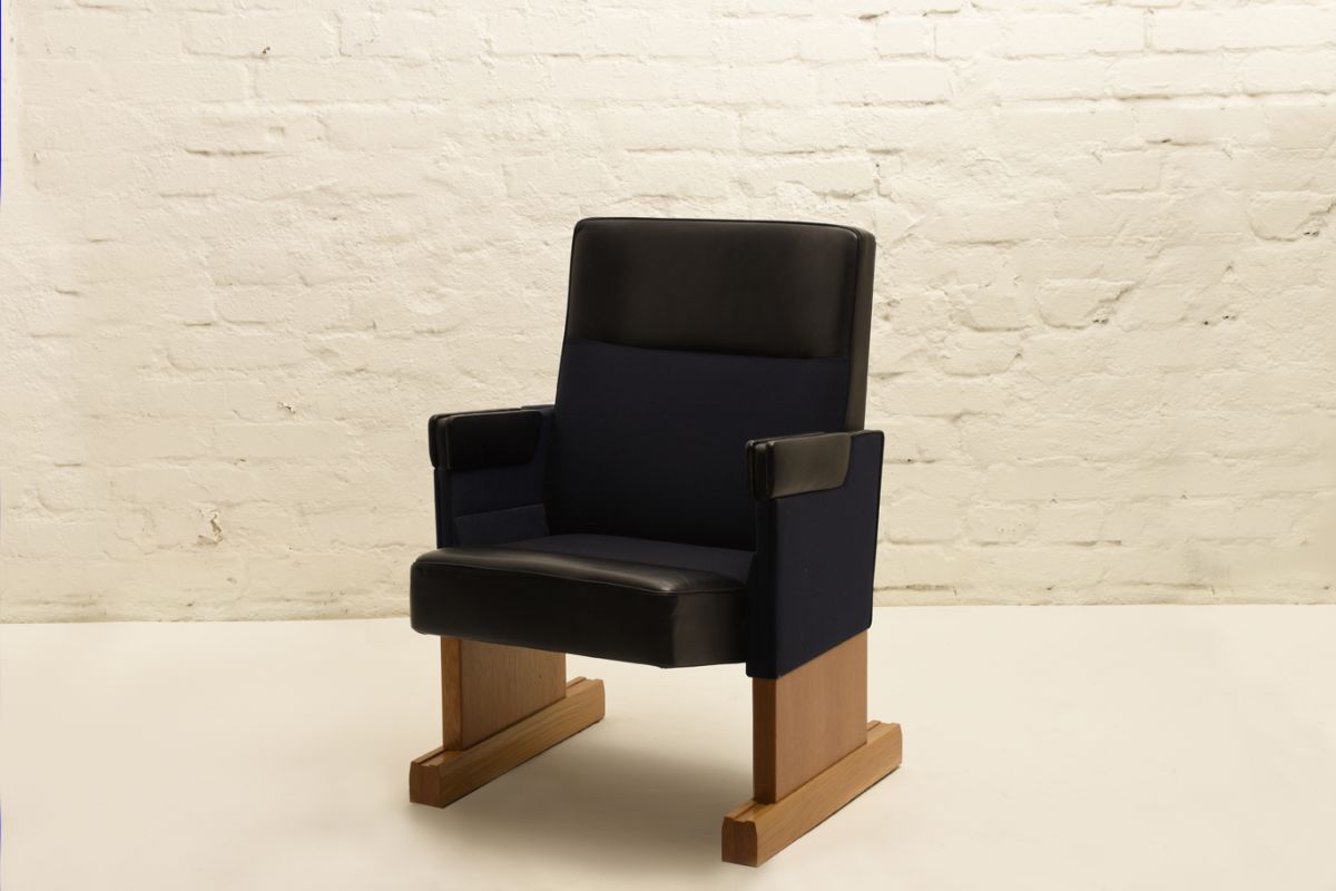 Alvar-Aalto_Auditorium-Chair