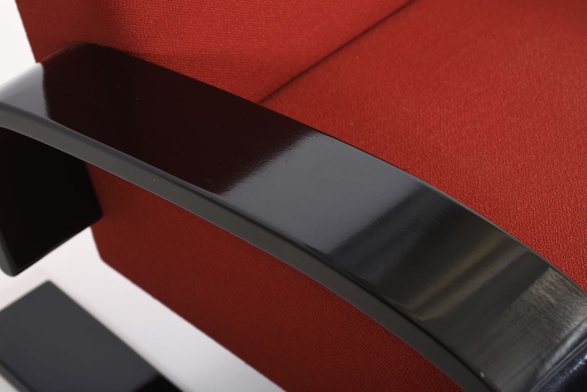 Aalto Alvar armchair 500 tamk red x black 03