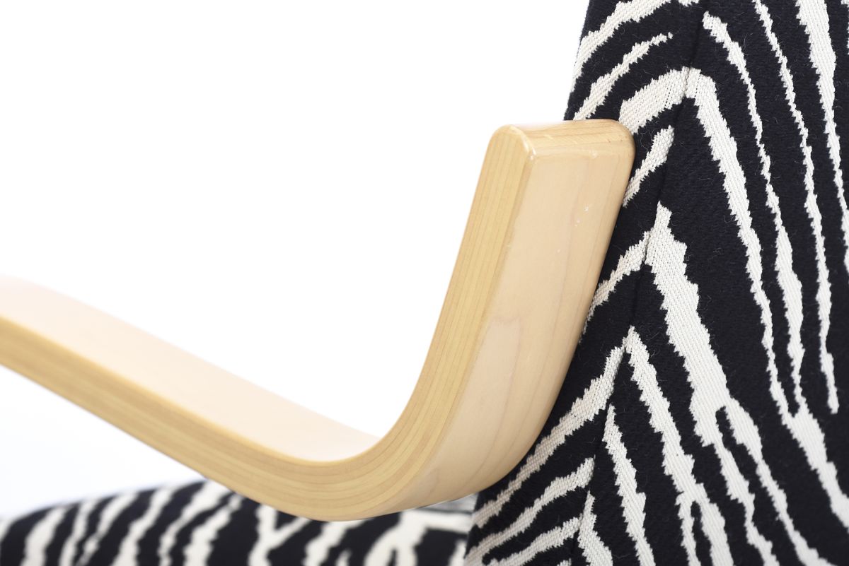 Aalto Alvar Armchair 402 zebra 2005 03