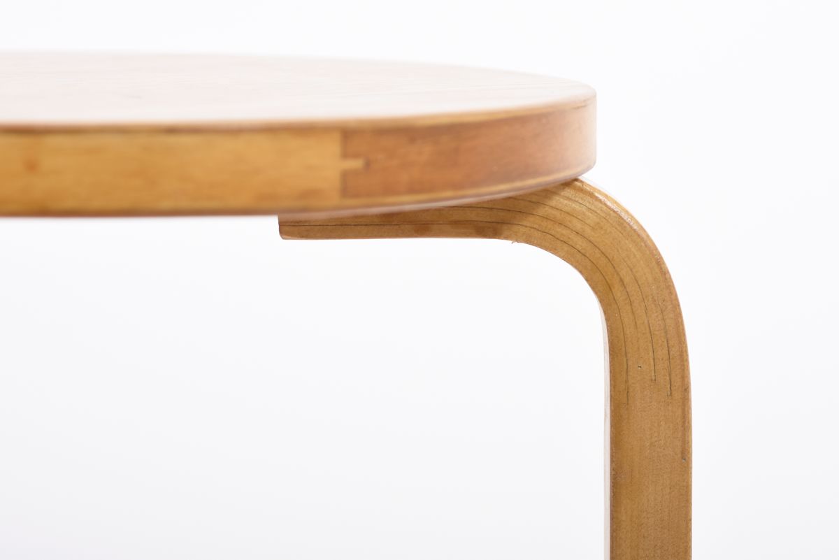 Aalto Alvar Stool 60 pair 03