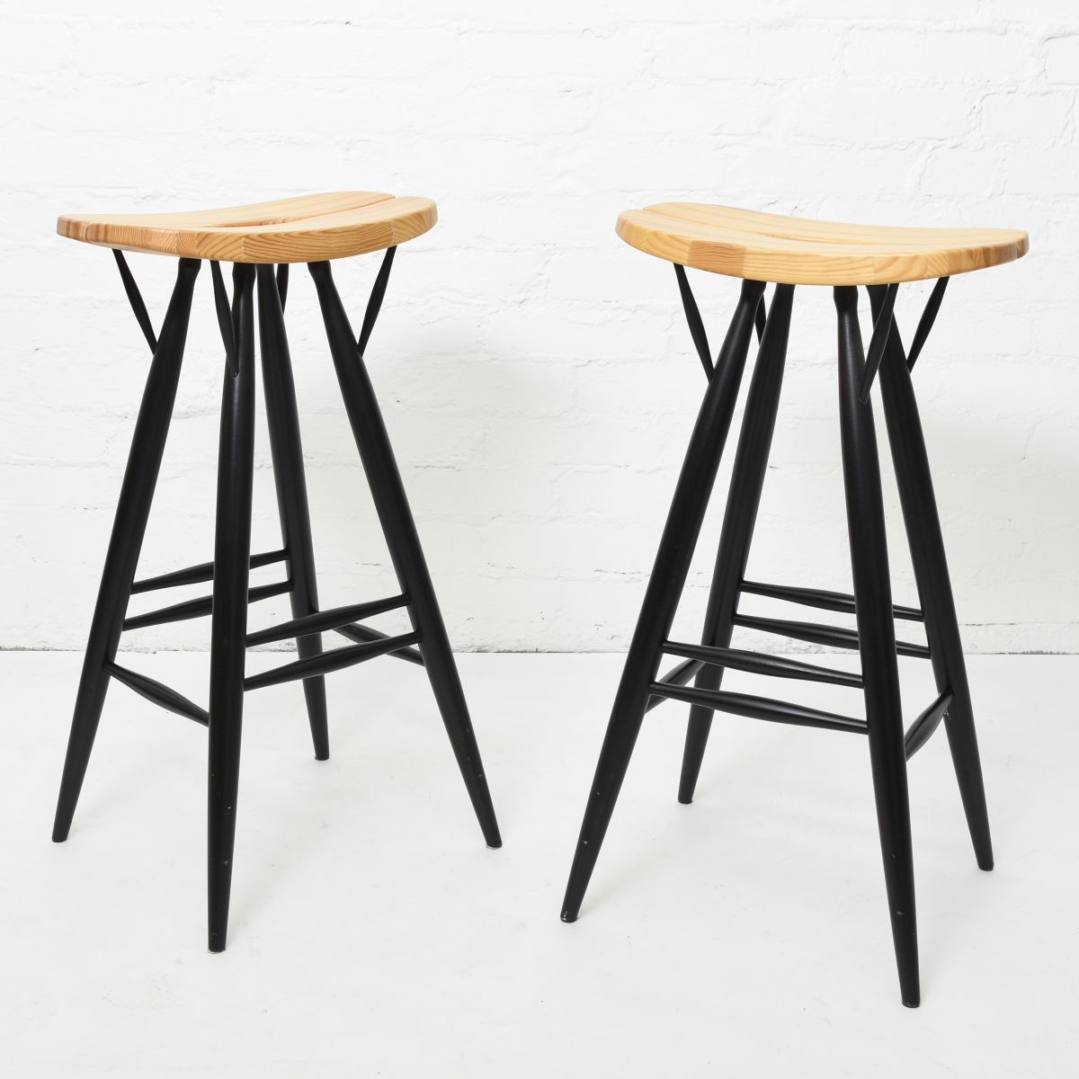Tapiovaara Ilmari Pirkka bar stool