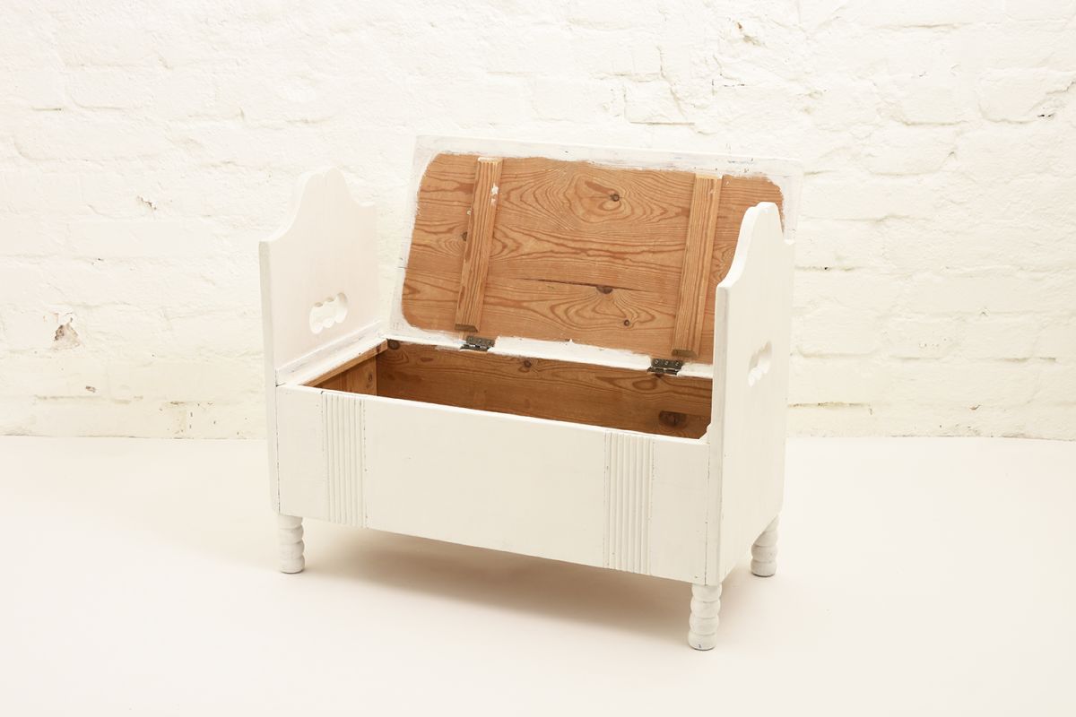 Saarinen-Eliel-Elisa-Kids-Bench_open