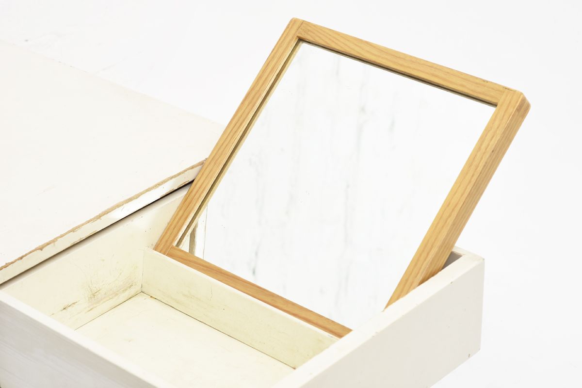 Artek-Wooden-Drawer-With-Mirror_detail7