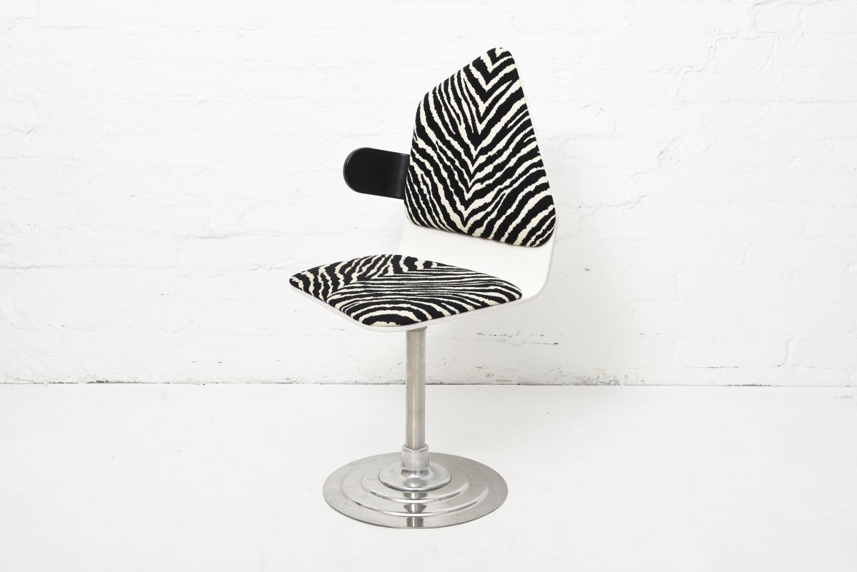 Kukkapuro Yrjö Vino chair zebra