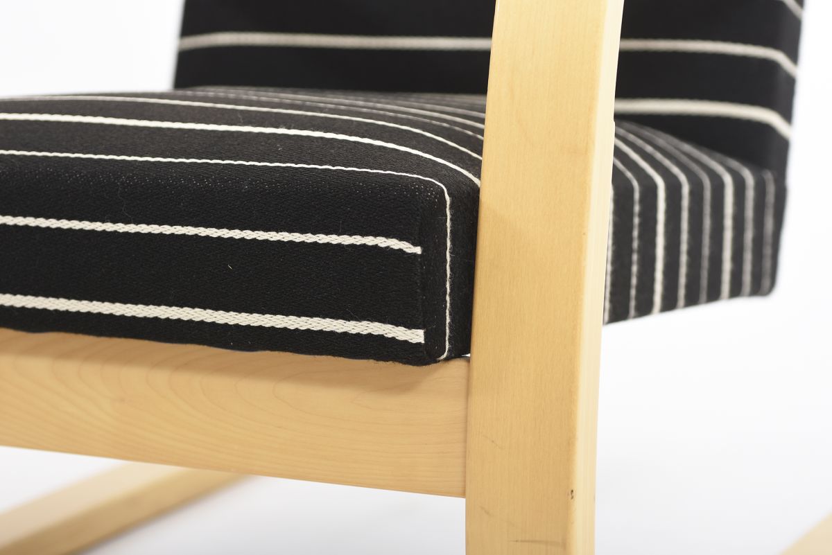 Aalto Alvar Chair 402 Artek stripe 08