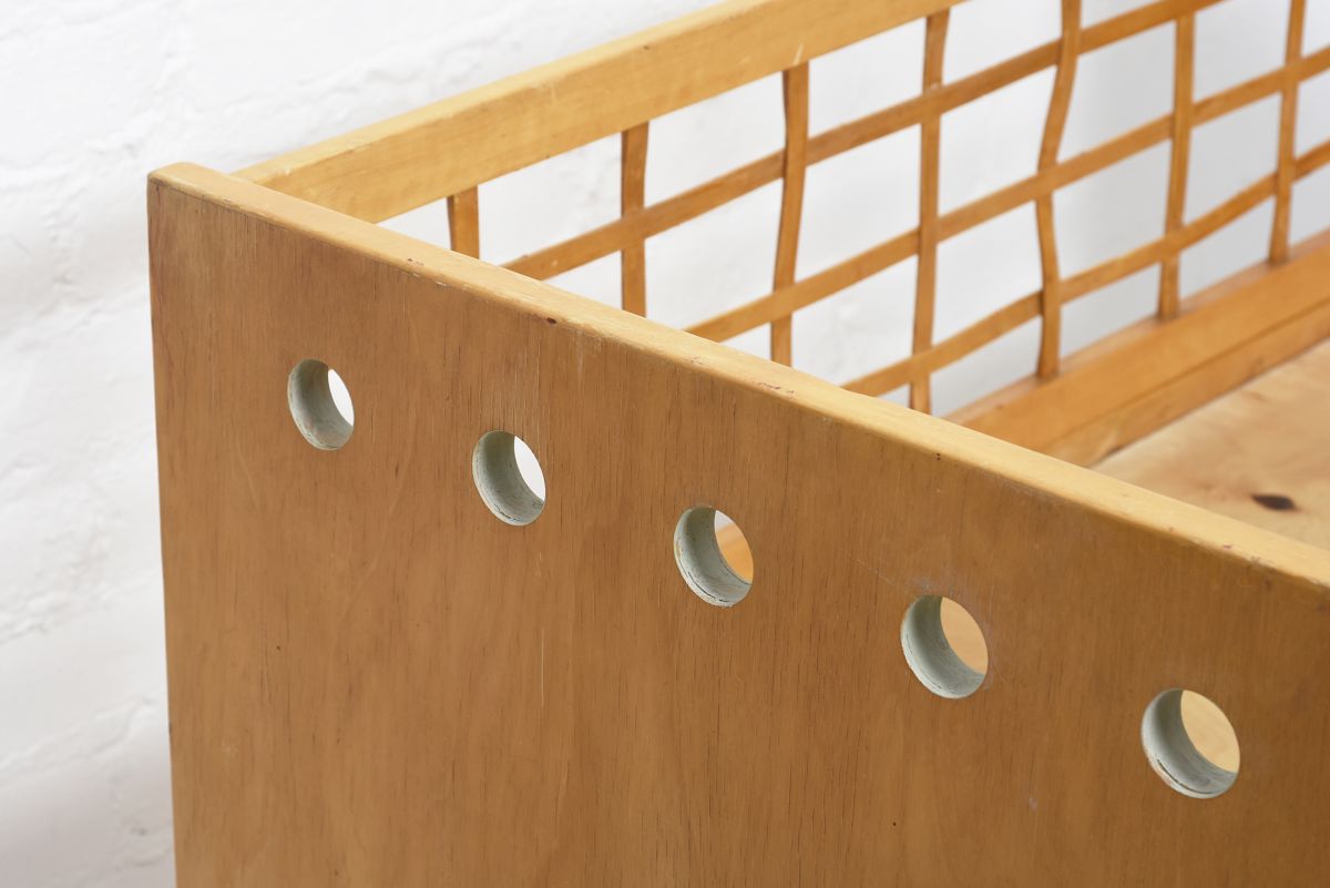 Aalto Aino kids bed birch 01