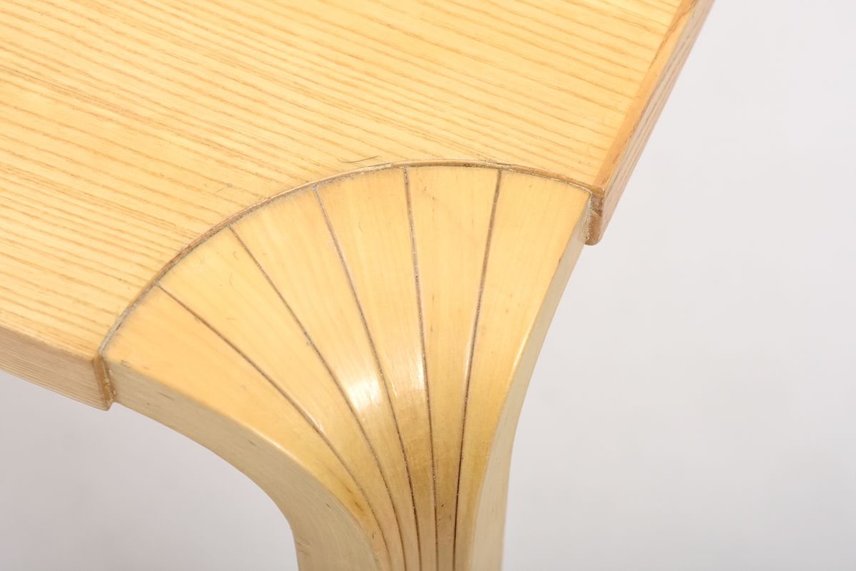 Aalto Alvar Fan leg table 135cm 03