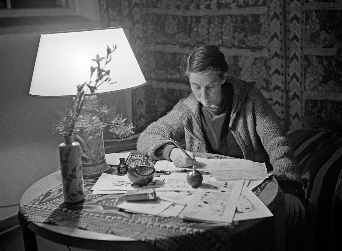 Artek Moomin Tove Jansson drawing on Aalto table master