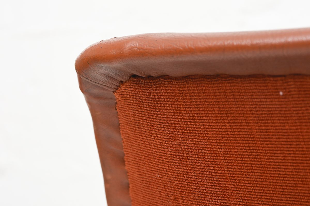 Tapiovaara-Ilmari-Lulu-Armchair-Marski-1960_detail4-1