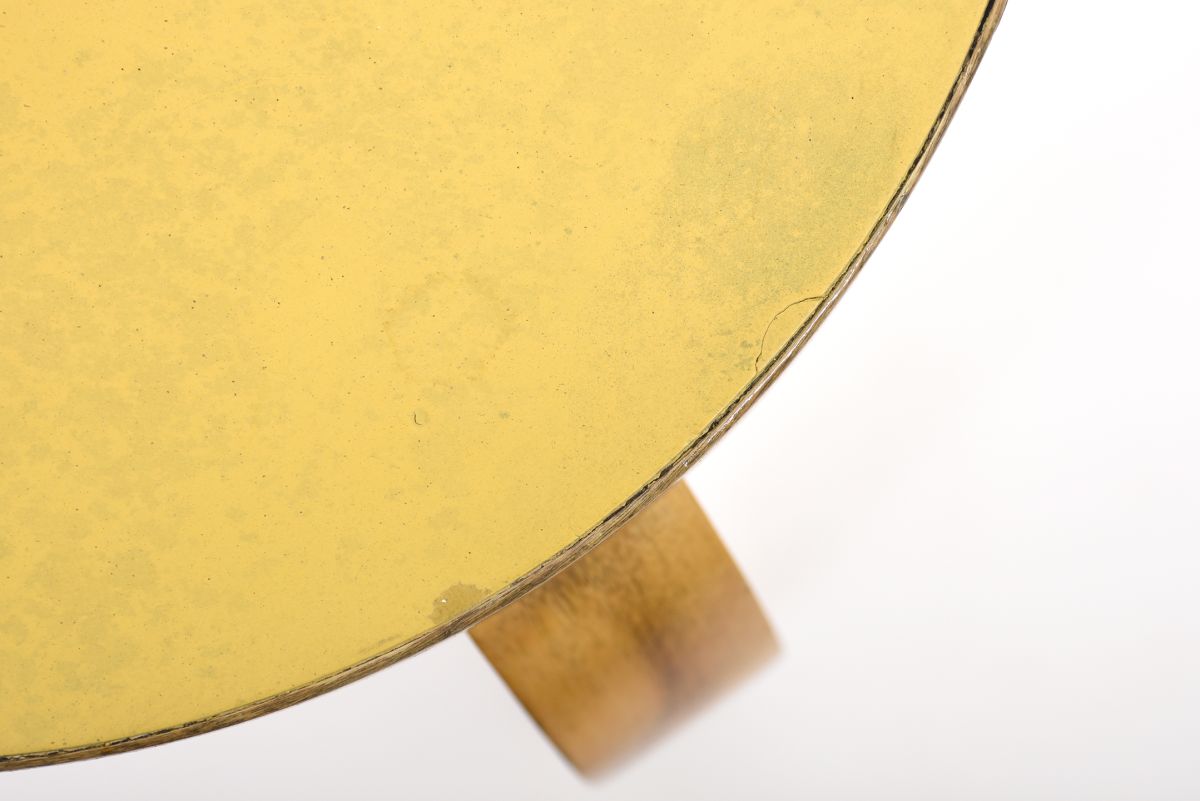 Aalto Alvar stool 60 yellow linoleum 00