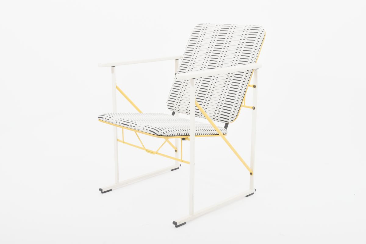 Kukkapuro Yrjö Armchair A504 JG fabric